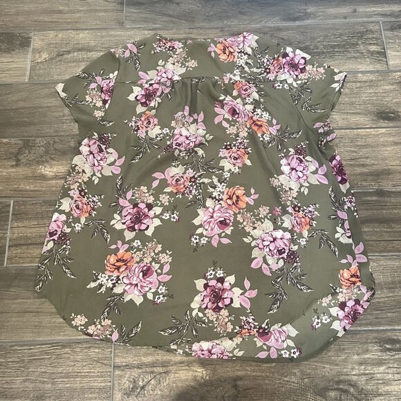 Torrid Floral Blouse in Olive and Pink - Picture 2 of 5